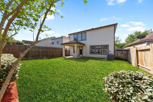 Building Photo - 2651 Skyview Shadows Ct