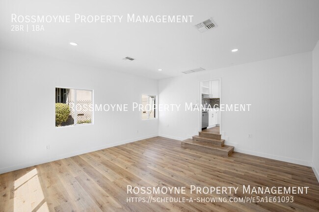 Building Photo - $3000.00-2 bedroom/ I Bathroom Front House...