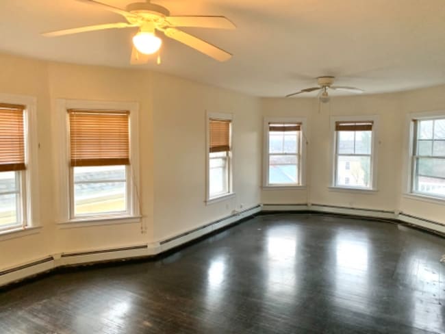 Photo - 23 Jenckes St Apartment