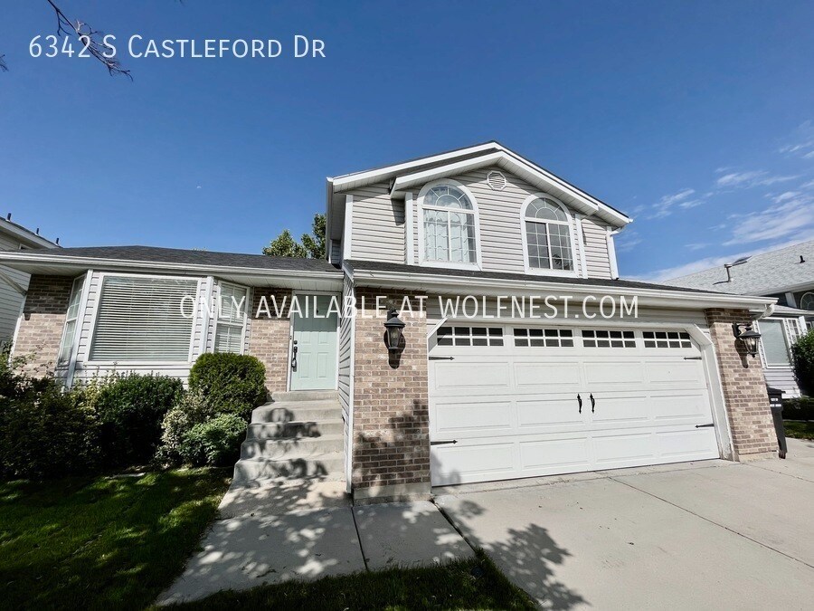 Primary Photo - Spacious 4 Bedroom West Jordan Home! No De...
