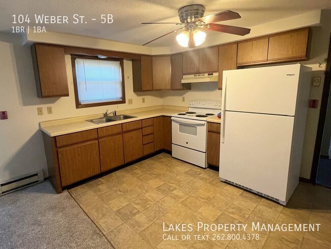 Building Photo - 1BR | 1BA 2nd Floor Unit in Walworth!