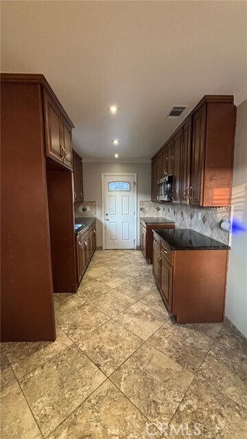 Building Photo - 9553 Rivera Rd