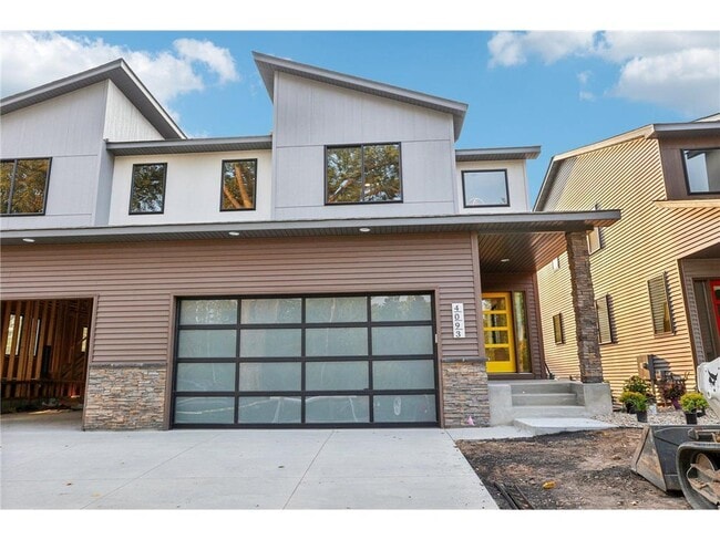 Building Photo - 4093 Isaac Ct