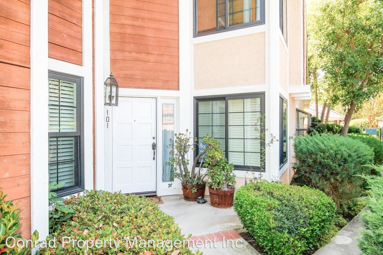 Foto principal - 5930 Tampa Ave