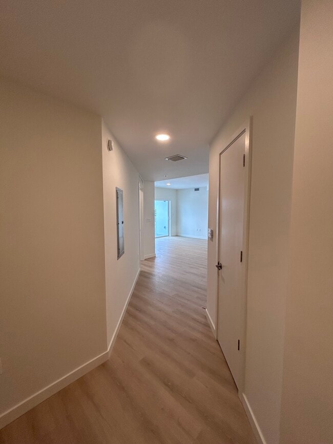 Building Photo - 239 Fordham Dr