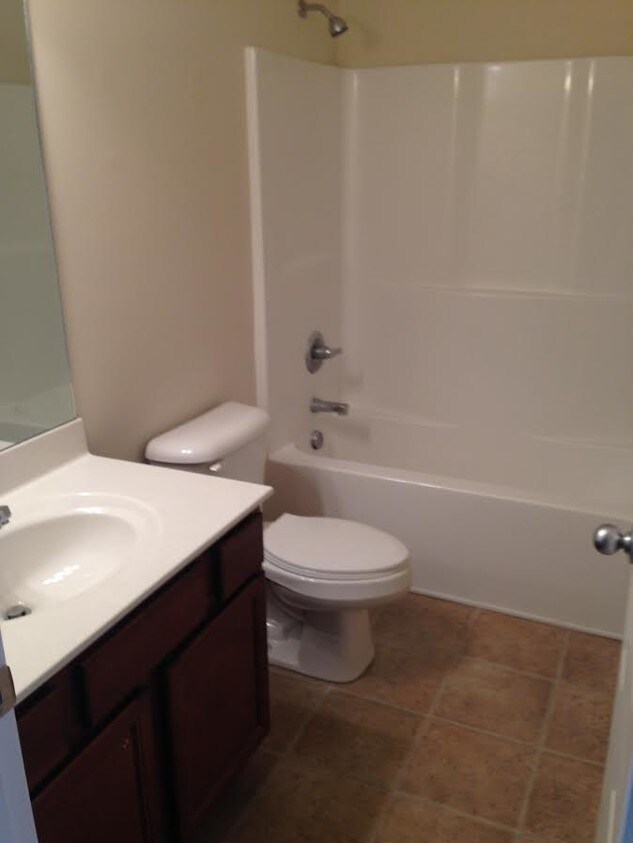 858 Malabu Dr, Lexington, KY 40502 Apartments in Lexington, KY