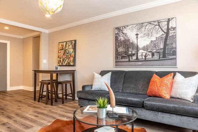 Foto del edificio - 215 Piedmont Ave NE