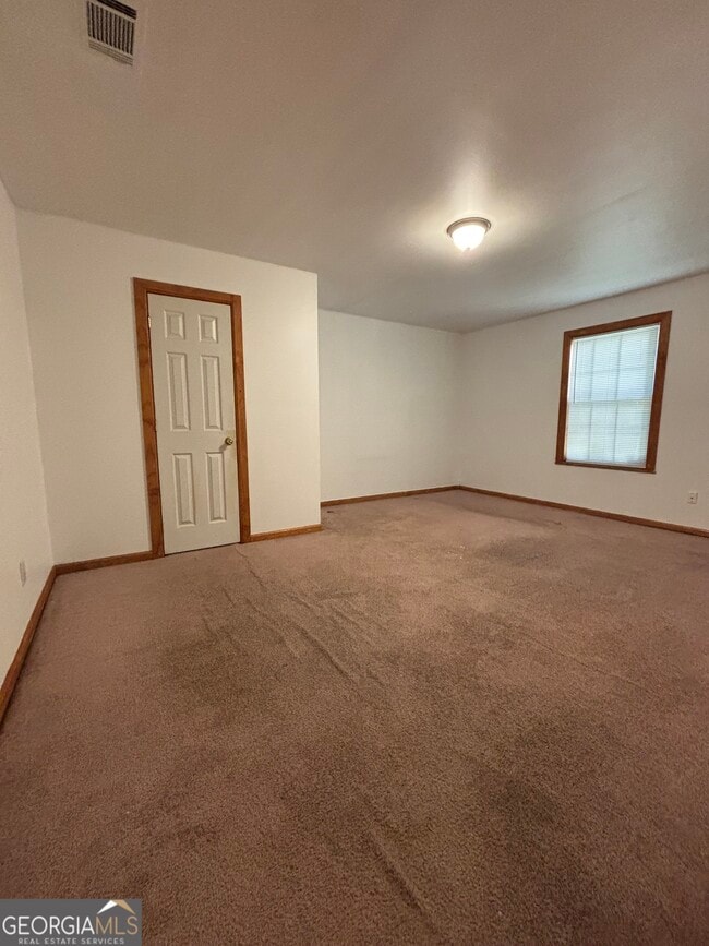 Building Photo - 45 Grandview Ct