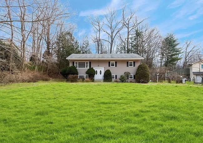 Building Photo - 23 Glendale Dr