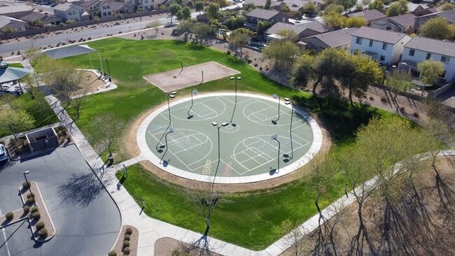 Building Photo - 4BR / 2.5BA Home with Expansive Lot – 2-Car Garage, Community Pools & Golf