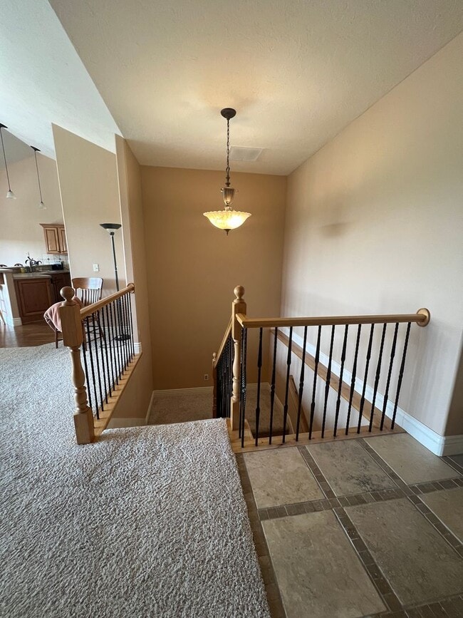 Foto del edificio - Stunning 5-Bed, 3.5-Bath Twin Home on the Rexburg Hill | Flexible Lease Options Available!