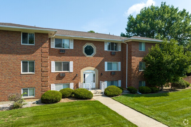 Building Photo - Centerville Arms