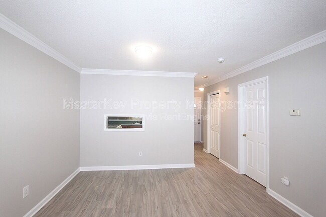 Foto del edificio - 5606 Split Oak Way