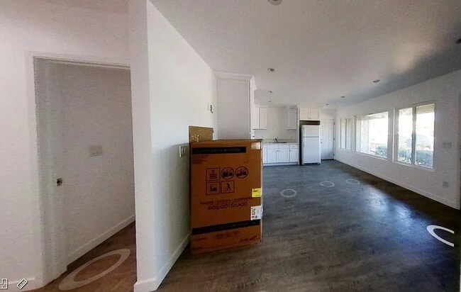 Building Photo - 590 N Cambridge St