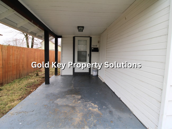 Building Photo - COMING SOON!! 3 BR 1 BA House with Back Deck and TWO Bonus Rooms! NO CATS (NO SECTION 8)