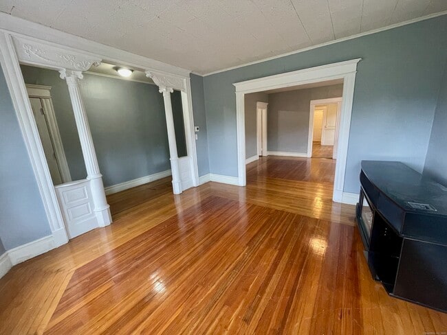 Foto del edificio - 275 Cooke St