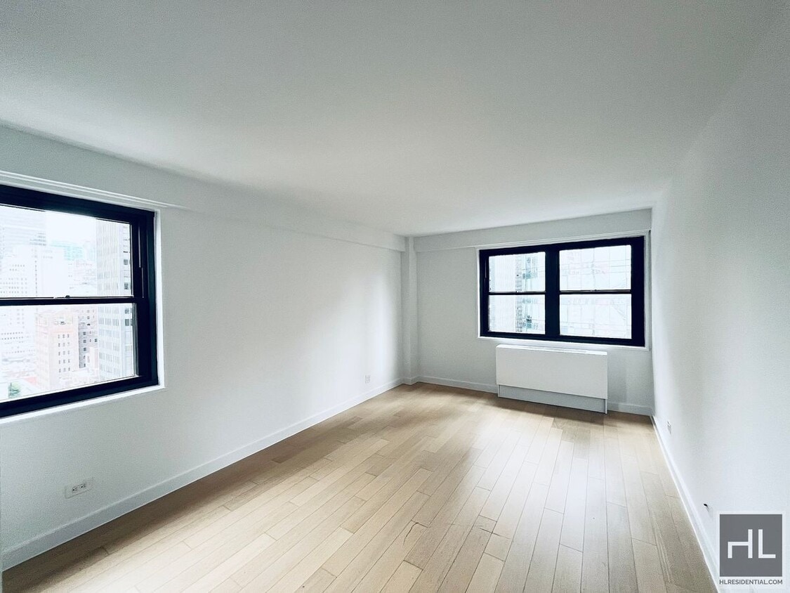 Primary Photo - East 39th Street