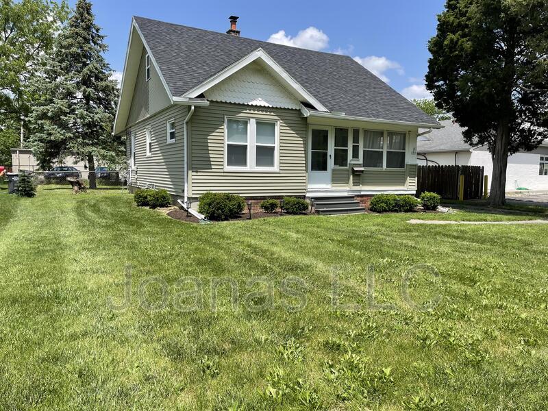 723 Sackett St, Maumee, OH 43537 House Rental in Maumee, OH