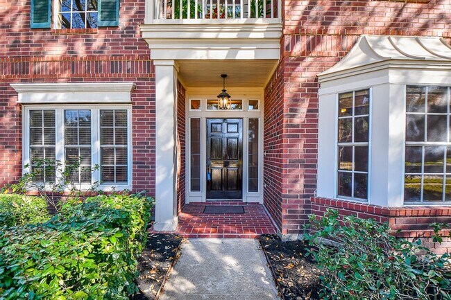Building Photo - 3023 Clear Water Park Dr