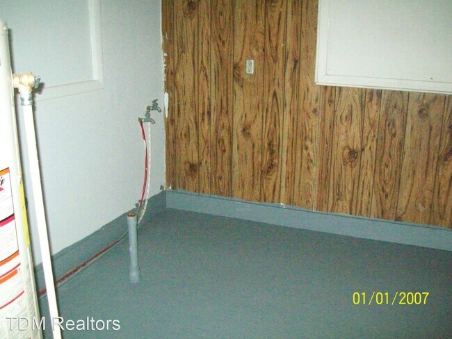 Foto del edificio - 2 br, 1 bath House - 2621 churchill