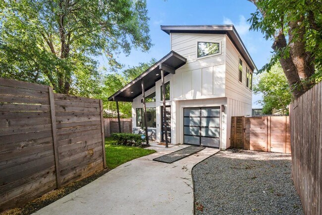 Building Photo - 619 Hammack Dr