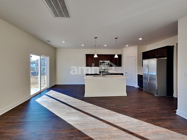 Foto del edificio - 2035 Williamshire Lane
