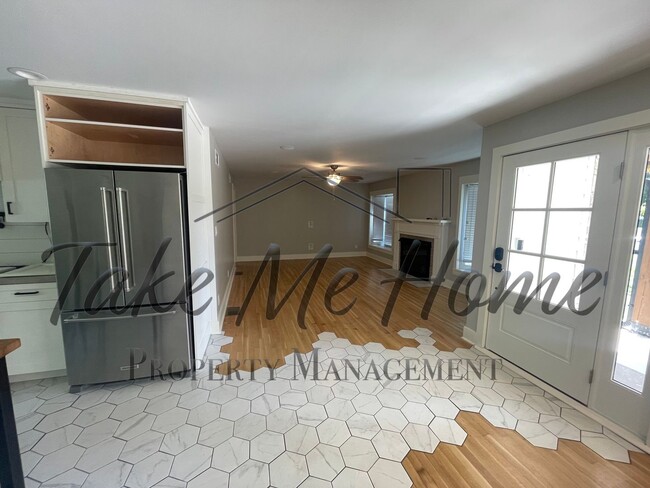 Foto del edificio - Beautifully Updated Home in Phelps Grove!