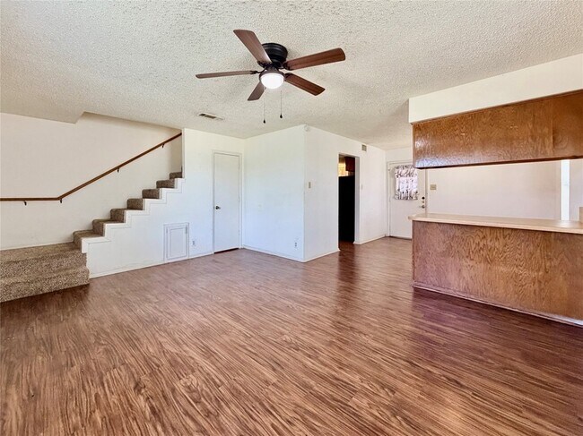 Foto del edificio - 3311 Fallmeadow St