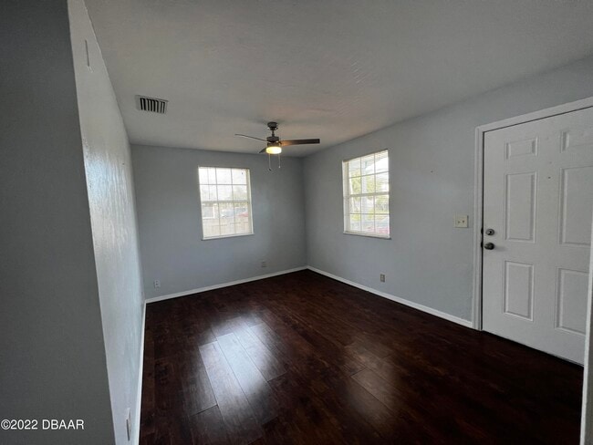 Building Photo - 314 N Keech St