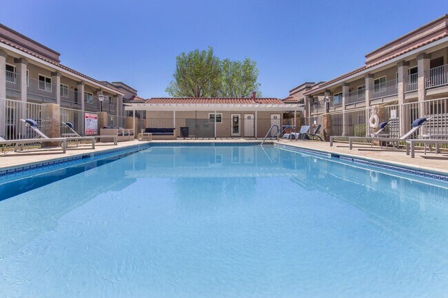 Foto del edificio - Hidden Falls Apartments