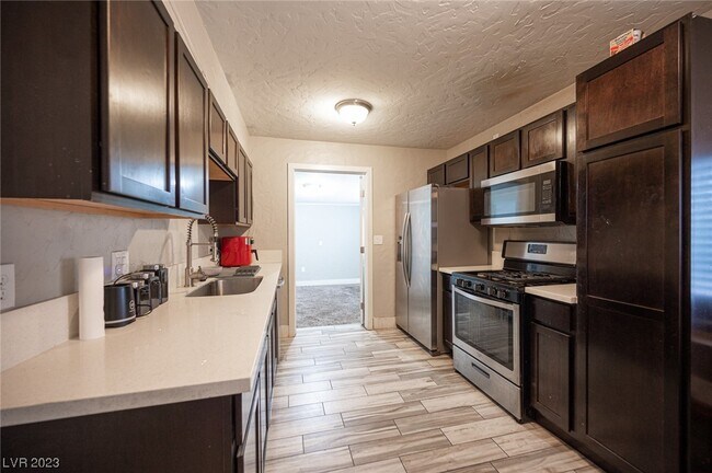 Foto del edificio - 2641 N Arrowhead St