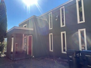 Building Photo - 3494-3498 Onyx Pl