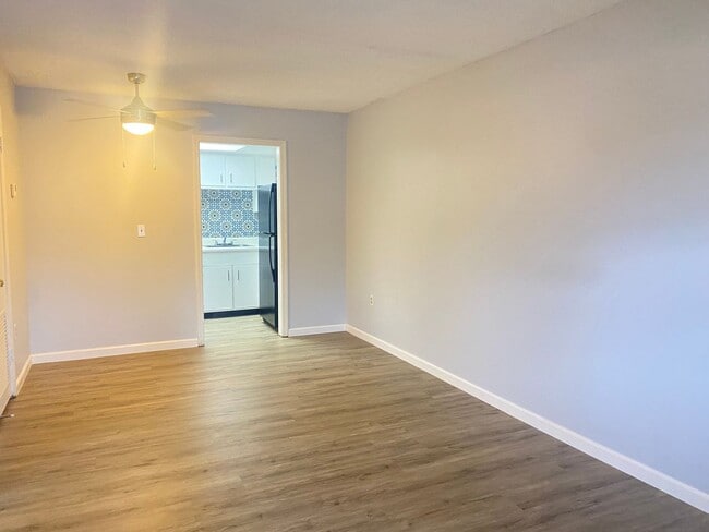 Building Photo - 551 Flemming Way