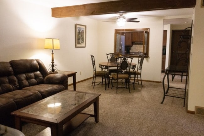 Living Room - Carriage Hill Apartments: A 55 and Better Community