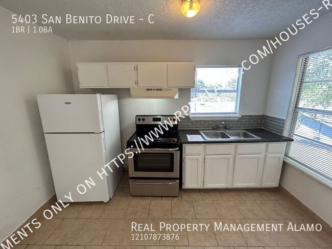 Building Photo - 5403 San Benito Dr