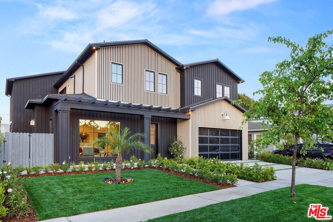 Primary Photo - 3664 BERRYMAN Ave