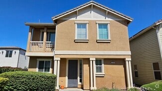 Building Photo - 5529 N Valdez