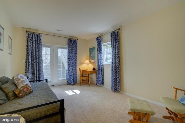 Building Photo - 1804 Woods Edge Dr NE