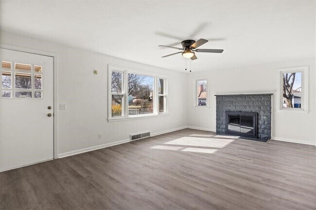 Foto del edificio - 45 Marsden Rd