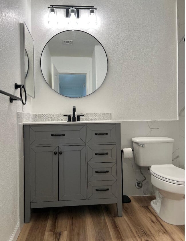 Foto del edificio - 5484 W Dove of Peace Dr