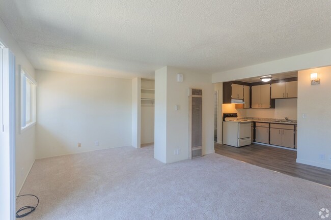 Interior Photo - Twin Pines Manor Apartments