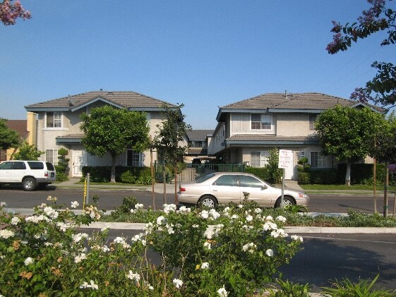 Primary Photo - 1556 Stevens Ave