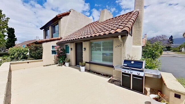 Foto del edificio - Spacious 3 bed / 2 bath in the More Mesa area