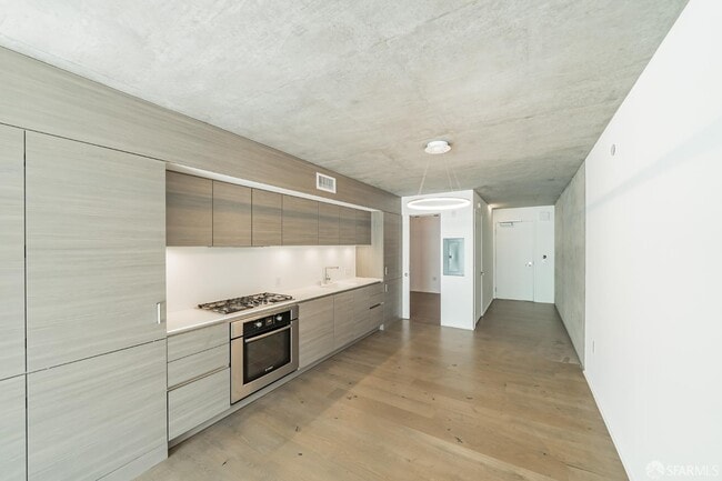 Building Photo - 8 Octavia St