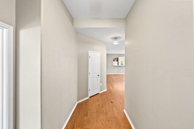 Building Photo - Your Private Greenbelt Retreat at the End of the Cul De Sac