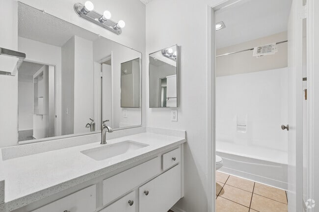 1BR, 1BA - 750SF - Bathroom - Riata at Canoga