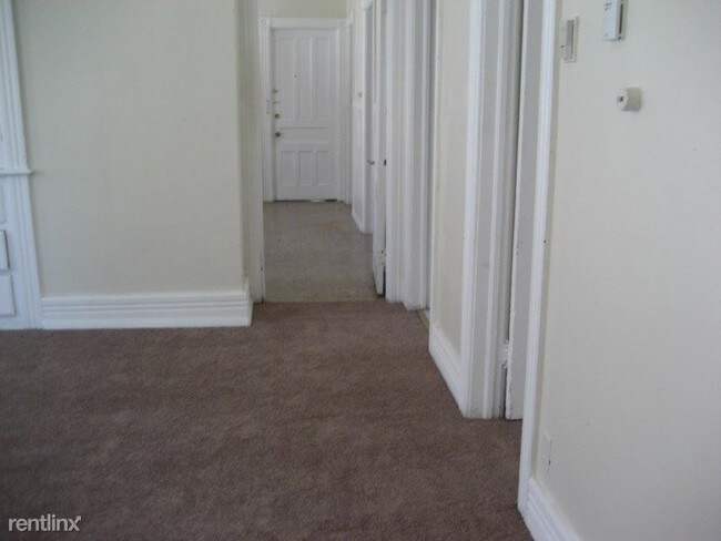 Foto del edificio - 3 br, 1 bath Apartment - 1503 Rugby Rd