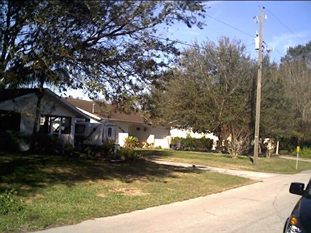 Foto del edificio - Lake Burrell Duplexes