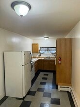 Building Photo - 1 Sisson St