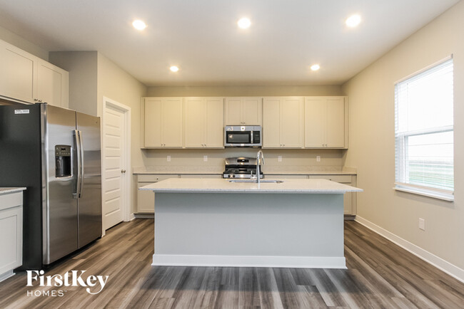 Building Photo - 2476 S Carlota Drive